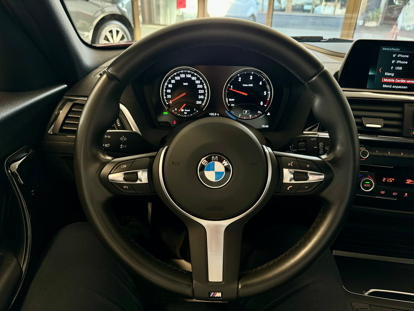 BMW 118d 3x M-SPORT AUT ALCANTARA NAVI LED PDC SHZ