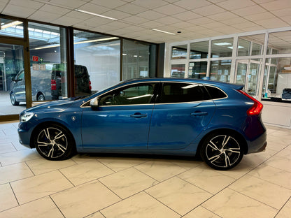 Volvo V40 2.0 D3 R-DESIGN AUT LEDER NAVI LED SHZ CAM