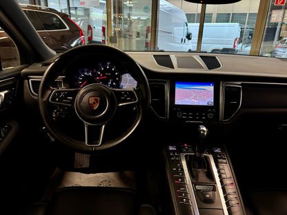 Porsche Macan SPORT PANORAMA LEDER KAMERA AHK MEMORY PDC