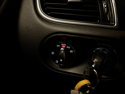 Porsche Macan SPORT PANORAMA LEDER KAMERA AHK MEMORY PDC