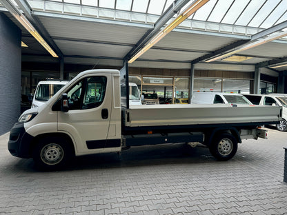 Peugeot Boxer 2.0 Blue-HDi L4 435 KLIMAAUT 3-SITZE 3,5t