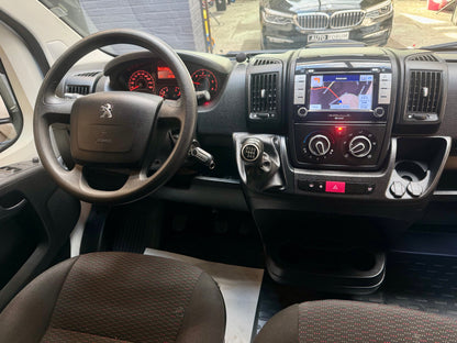 Peugeot Boxer 2.2 HDi L1H1 3,3t KLIMA NAVI 3-SITZER PDC