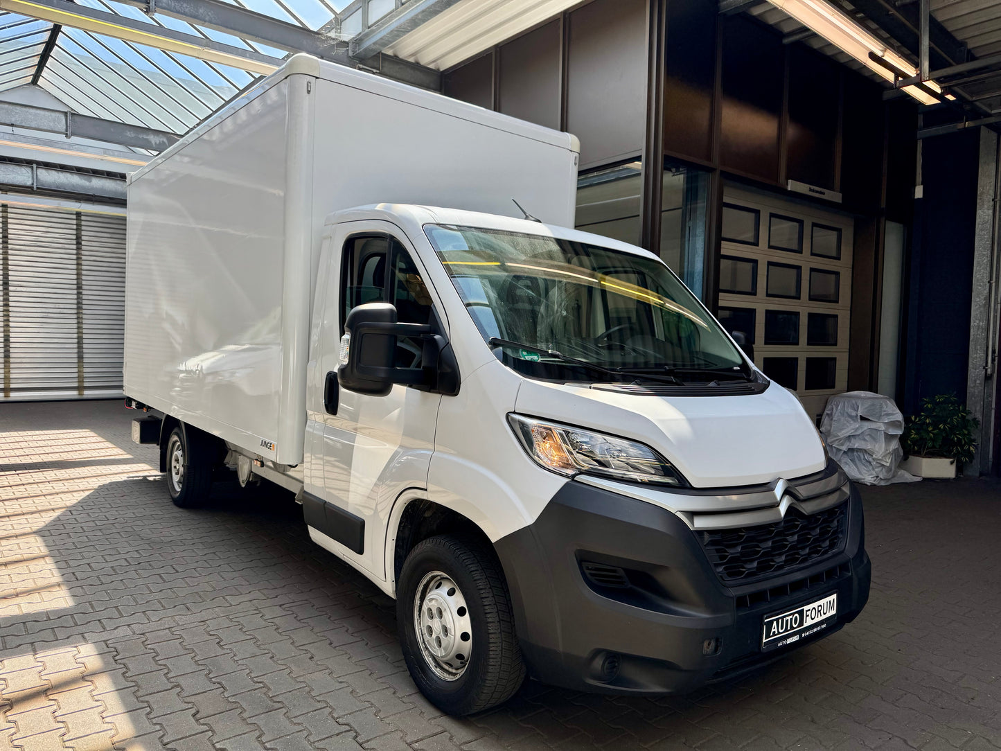 Citroën Jumper 2.2 HDi KOFFER L4 LBW KLIMA 3,5t 3-SITZER
