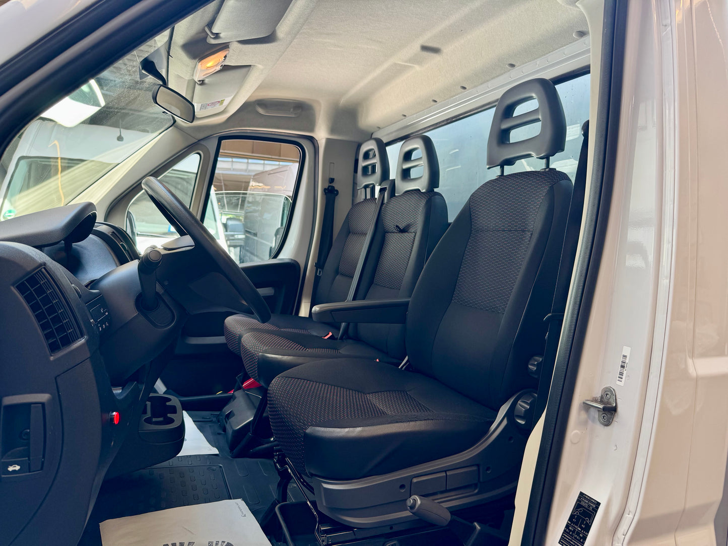 Citroën Jumper 2.2 HDi KOFFER L4 LBW KLIMA 3,5t 3-SITZER