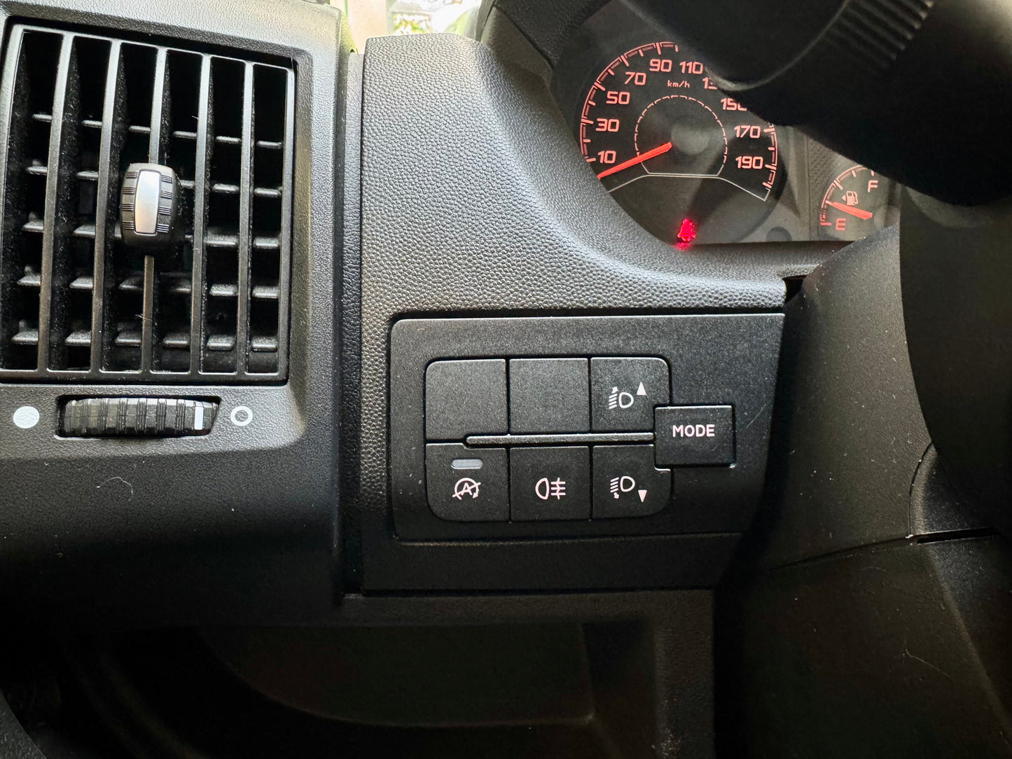 Citroën Jumper 2.2 HDi KOFFER L4 LBW KLIMA 3,5t 3-SITZER