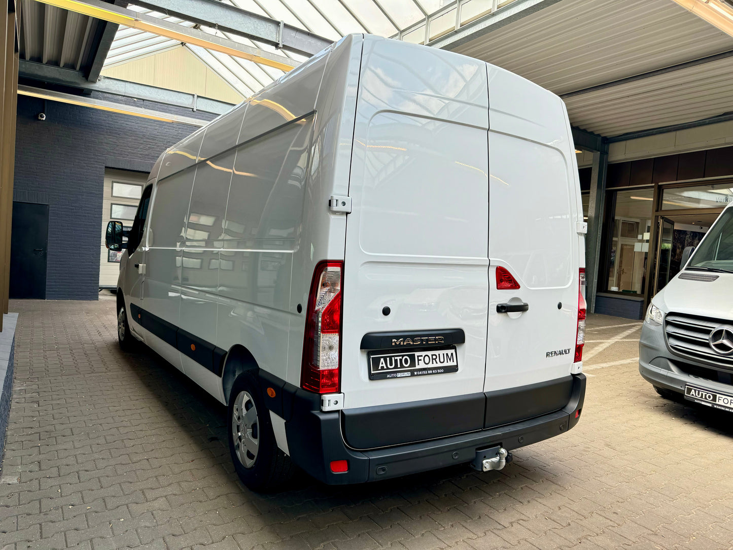 Renault Master 2.3 dCi L3H2 NAVI KLIMA TEMPOMAT PDC AHK