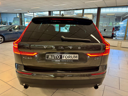 Volvo XC60 2.0 D5 AWD LEDER AHK NAVI LED CAM PDC SHZ