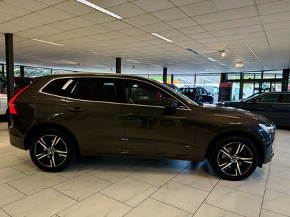 Volvo XC60 2.0 D5 AWD LEDER AHK NAVI LED CAM PDC SHZ