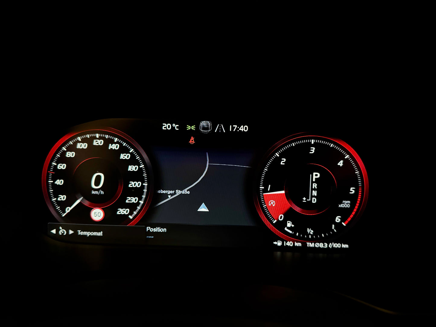 Volvo XC60 2.0 D5 AWD LEDER AHK NAVI LED CAM PDC SHZ