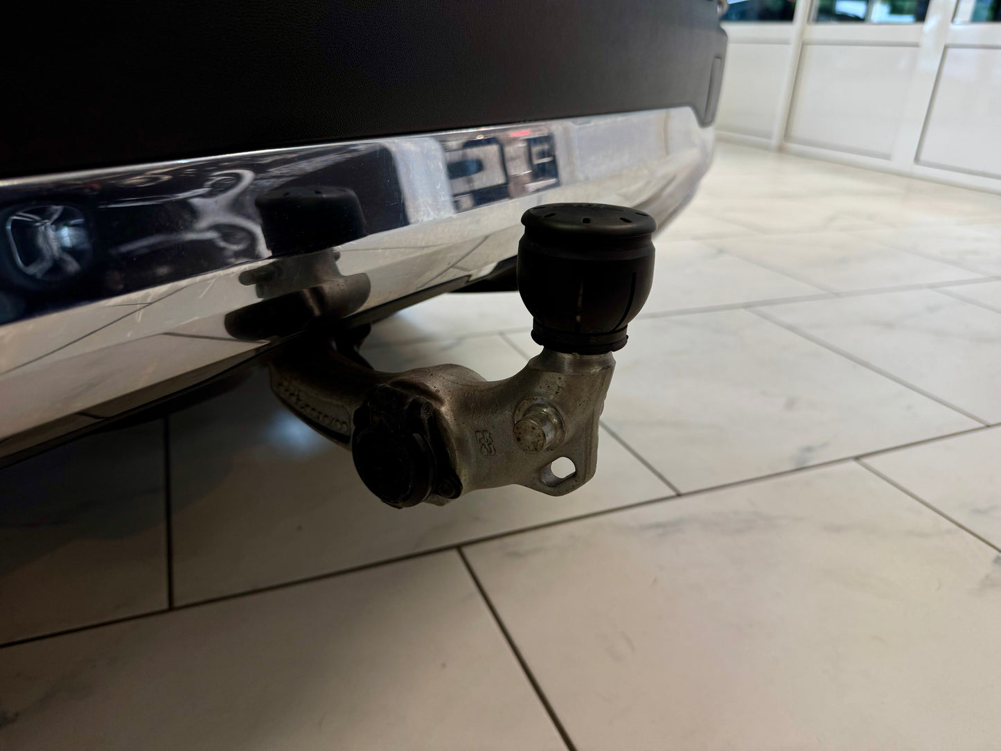 Mercedes-Benz GLC 200 4M LEDER LED AHK AMBIENTE NAVI PANO SHZ PDC