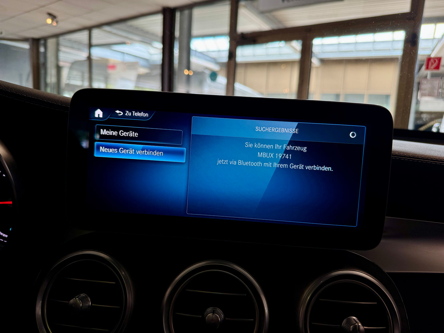 Mercedes-Benz GLC 200 4M LEDER LED AHK AMBIENTE NAVI PANO SHZ PDC