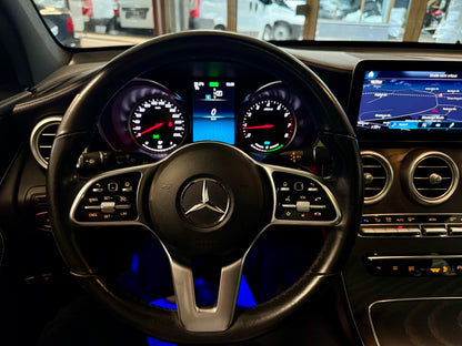 Mercedes-Benz GLC 200 4M LEDER LED AHK AMBIENTE NAVI PANO SHZ PDC