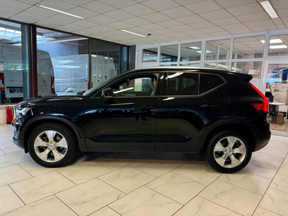 Volvo XC40 2.0 T5 AWD AUT LEDER NAVI LED CAM SHZ PDC