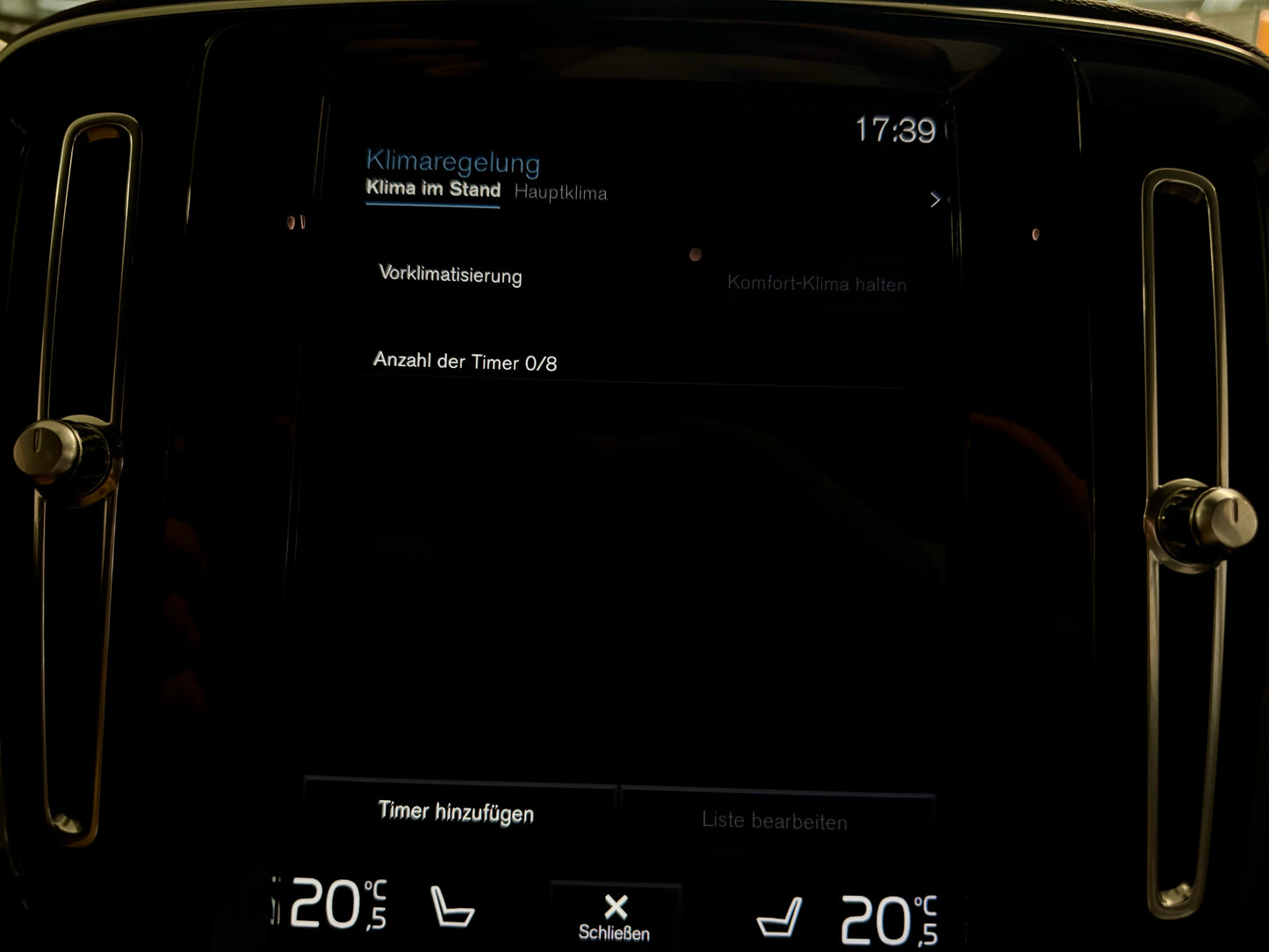 Volvo XC40 2.0 T5 AWD AUT LEDER NAVI LED CAM SHZ PDC