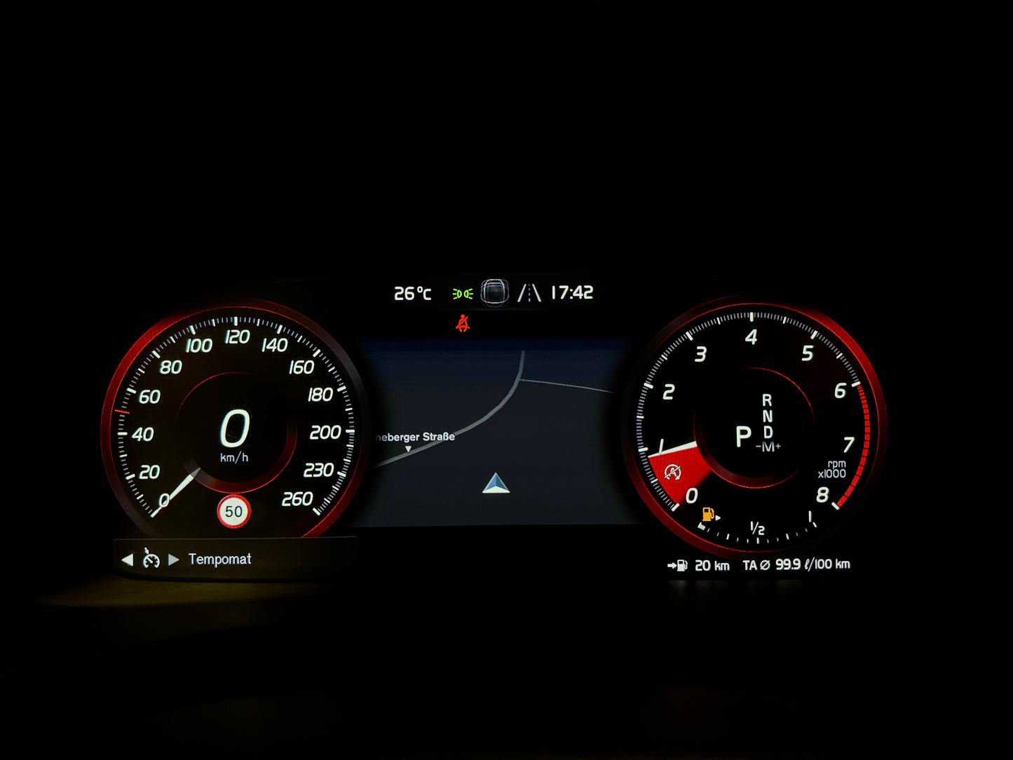 Volvo XC40 2.0 T5 AWD AUT LEDER NAVI LED CAM SHZ PDC