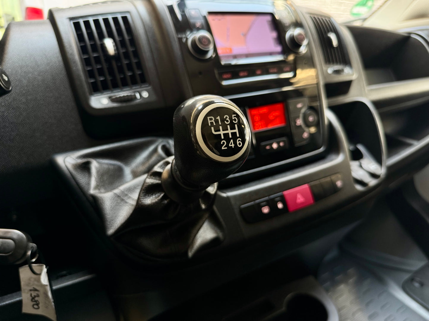 Fiat Ducato 2.3 D L2H2 3,5t KLIMA AHK NAVI CAM TEMPOM