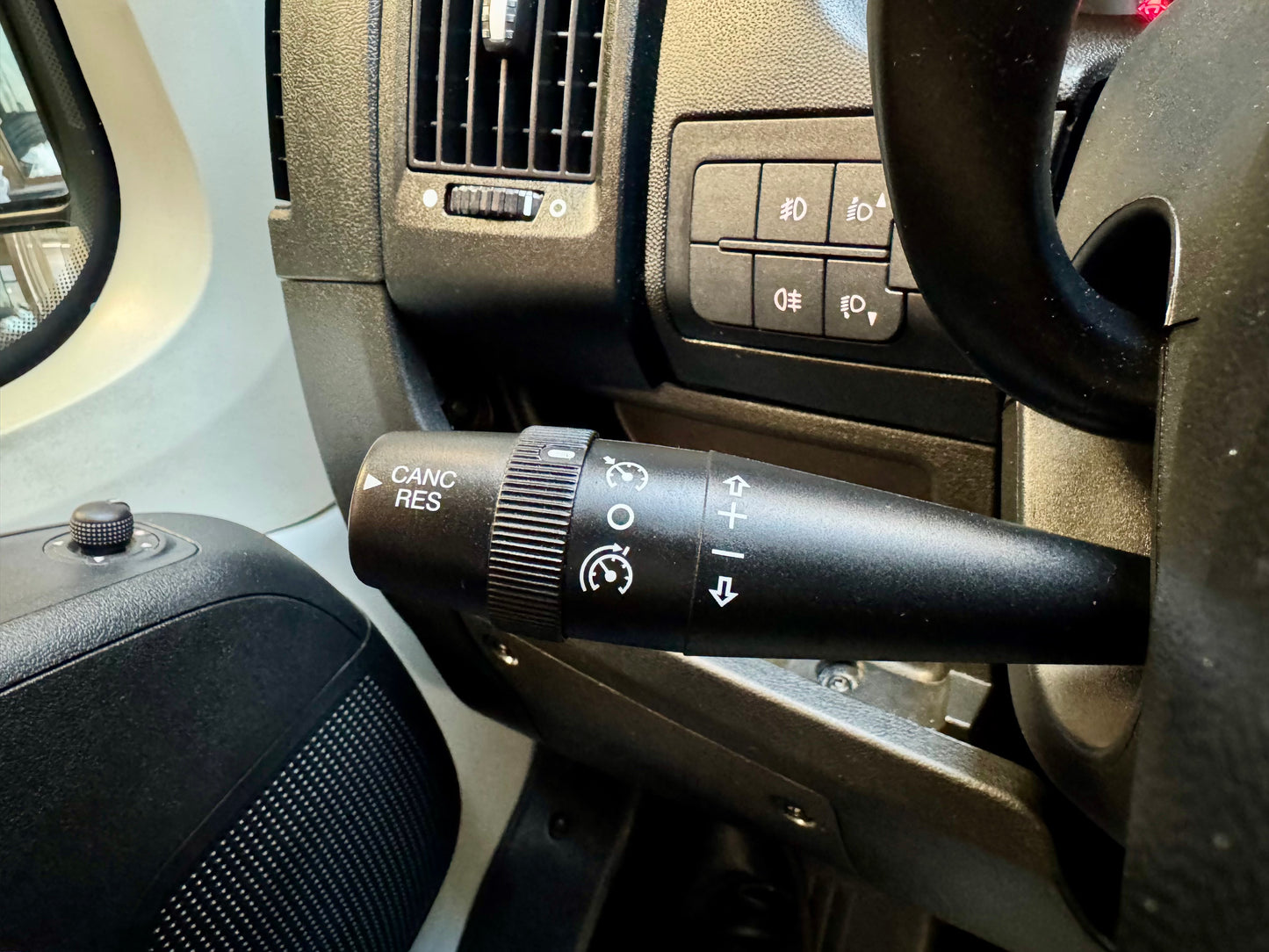 Fiat Ducato 2.3 D L2H2 3,5t KLIMA AHK NAVI CAM TEMPOM
