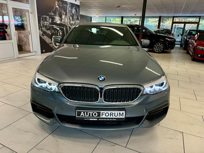 BMW 520i LIMO 3x M-SPORT AUT ALCANTARA NAVI SHZ CAM