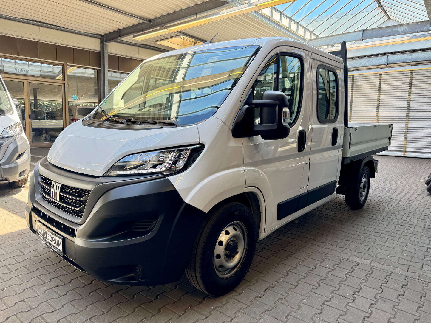 Fiat Ducato 2.2 D Pritsche L2 DoKa 7-SITZE AHK KLIMA