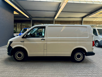 Volkswagen T6 Transporter 2.0 TDI AUT NAVI AHK KLIMA PDC