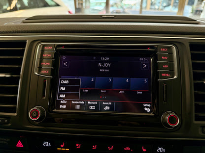 Volkswagen T6 Multivan 2.0 TDI GEN SIX LED SHZG LEDER 7SITZ