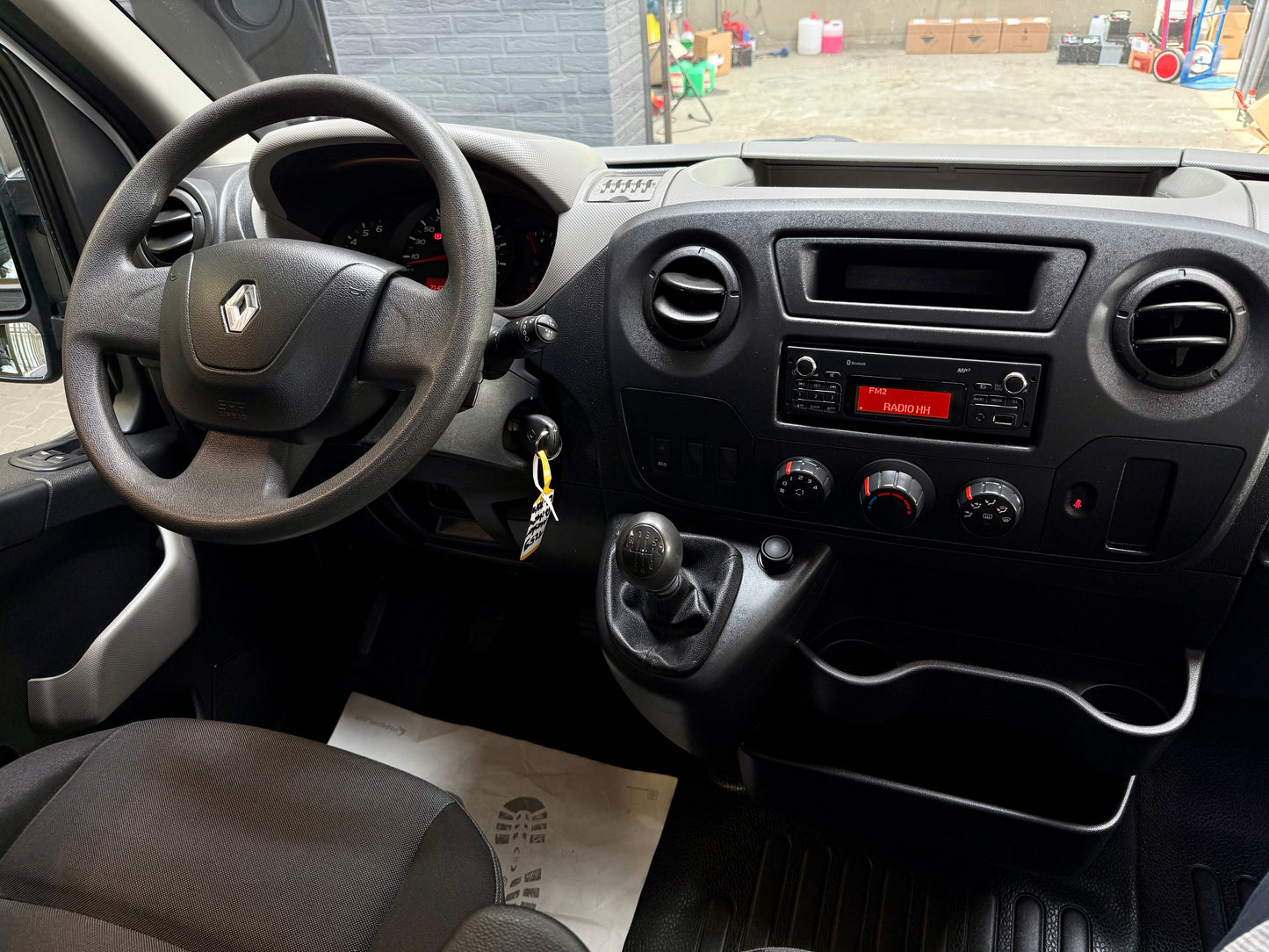 Renault Master 2.3 dCi L2 PRITSCHE AHK 3-SITZE 3,5t BLUETOOTH