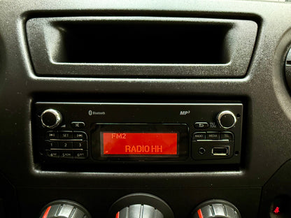 Renault Master 2.3 dCi L2 PRITSCHE AHK 3-SITZE 3,5t BLUETOOTH