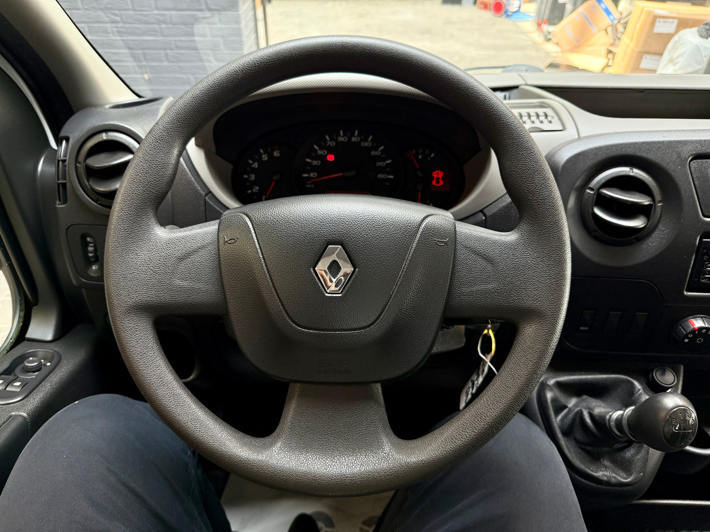 Renault Master 2.3 dCi L2 PRITSCHE AHK 3-SITZE 3,5t BLUETOOTH