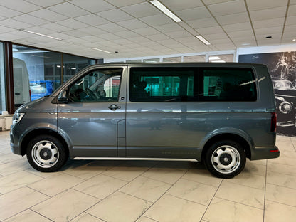 Volkswagen T6 2.0 TDI Multivan PanAmericana AUT 7-SITZE AHK