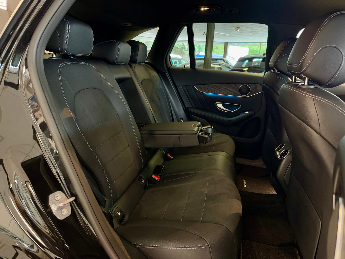 Mercedes-Benz GLC 250 4M 3x AMG-LINE LEDER COMAND LED AHK SHZ