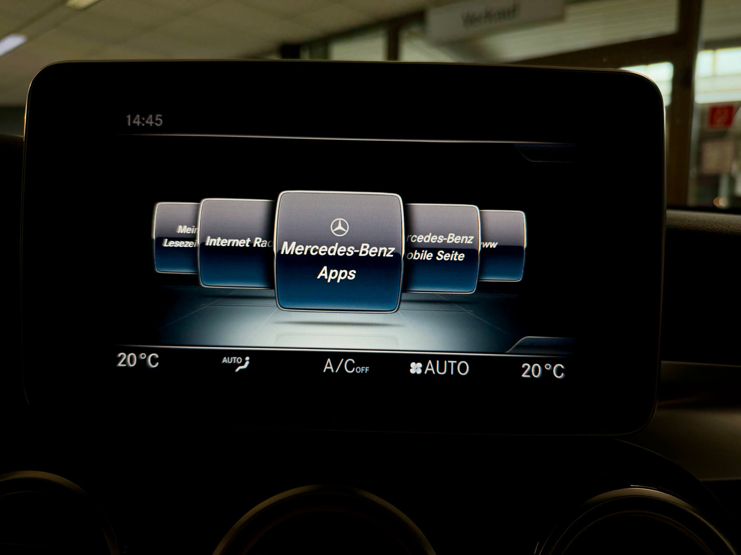 Mercedes-Benz GLC 250 4M 3x AMG-LINE LEDER COMAND LED AHK SHZ