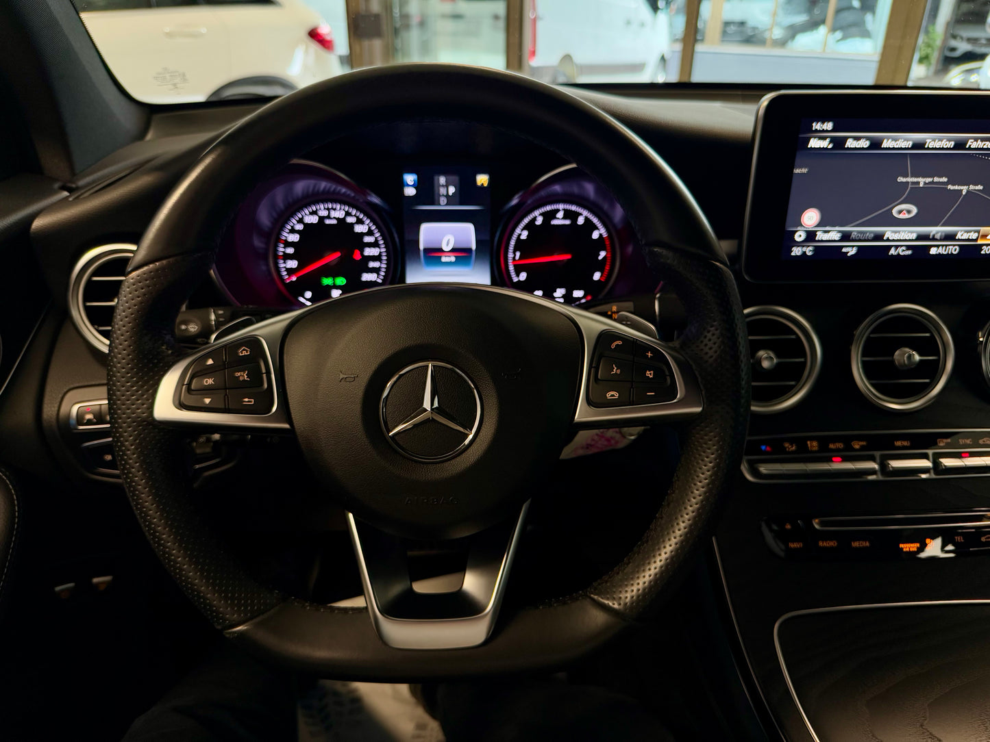 Mercedes-Benz GLC 250 4M 3x AMG-LINE LEDER COMAND LED AHK SHZ