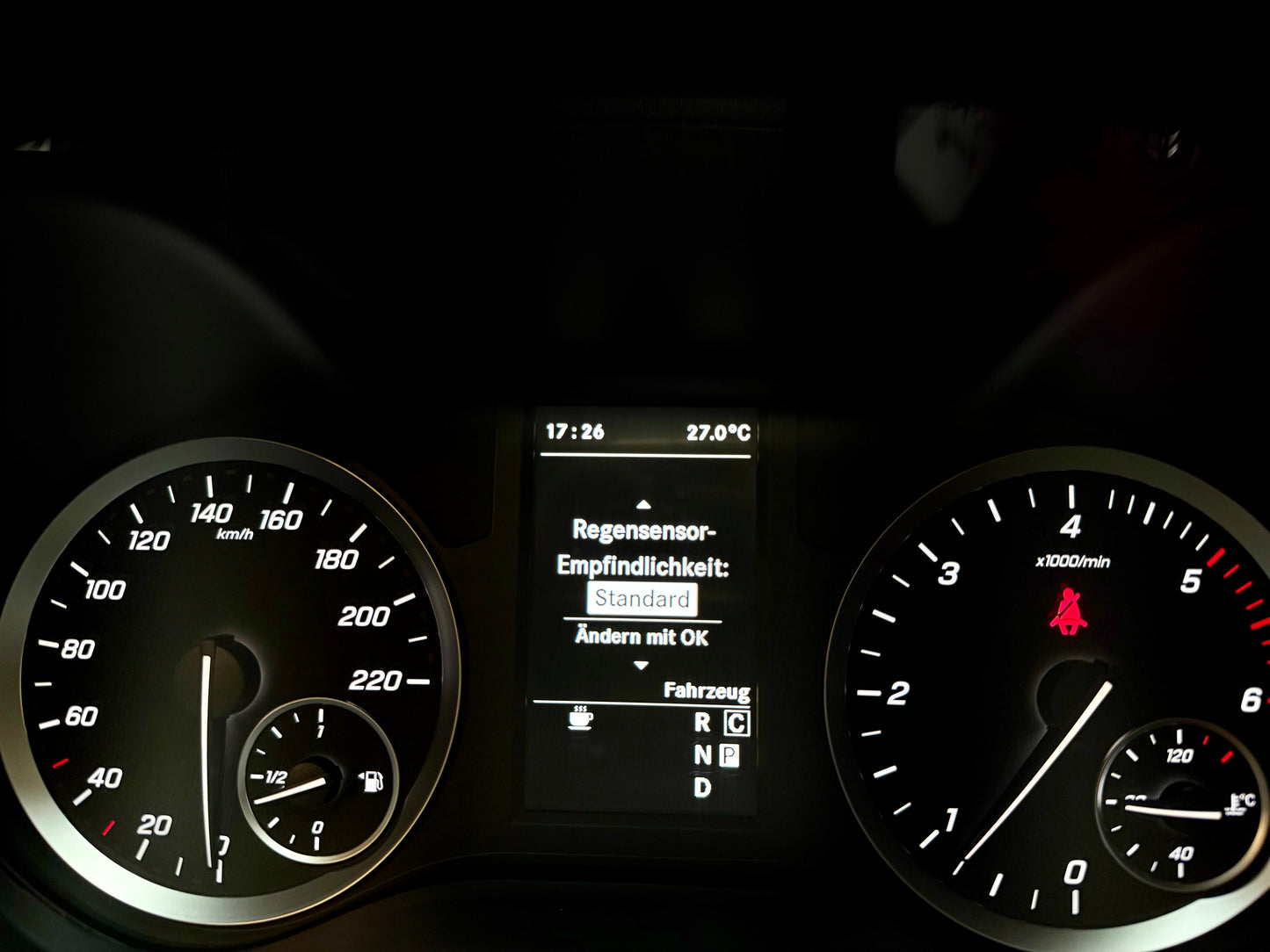 Mercedes-Benz Vito 114 CDI L1 4x4 AUTOMAT NAVI CAM SHZ KOMPAKT