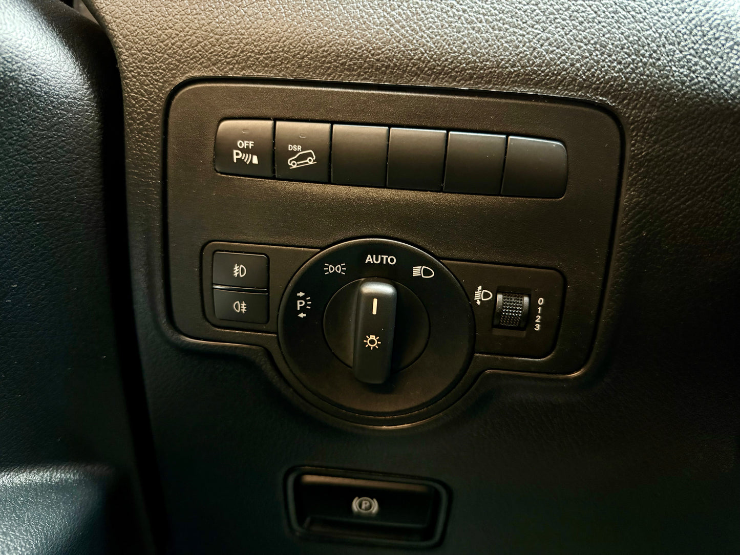 Mercedes-Benz Vito 114 CDI L1 4x4 AUTOMAT NAVI CAM SHZ KOMPAKT