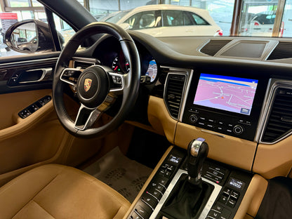 Porsche Macan SPORT AGA PANORAMA LEDER NAVI SHZ PDC LED