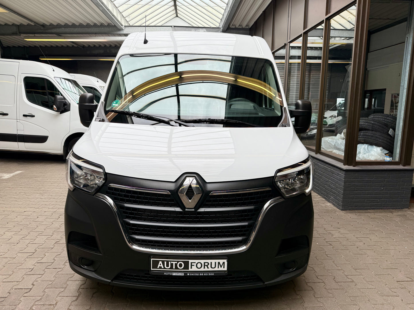 Renault Master 2.3 dCi L2H2 3,5t NAVI KLIMA CAM PDC 3STZ