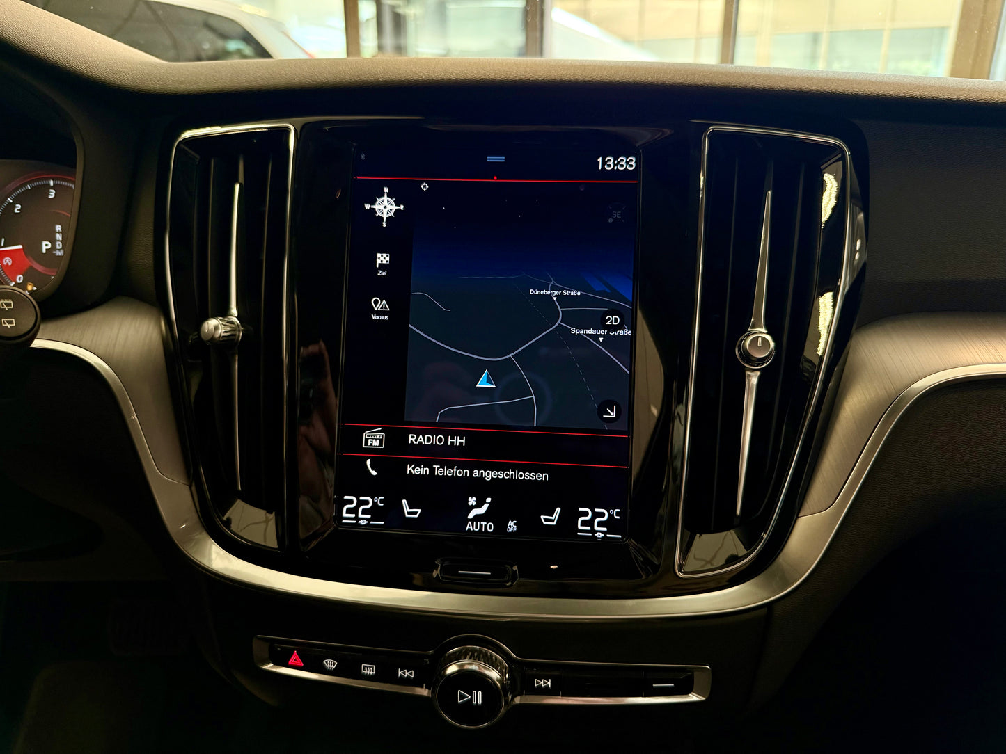 Volvo V60 2.0 B4 AUT LED NAVI KAMERA AHK SHZ PDC