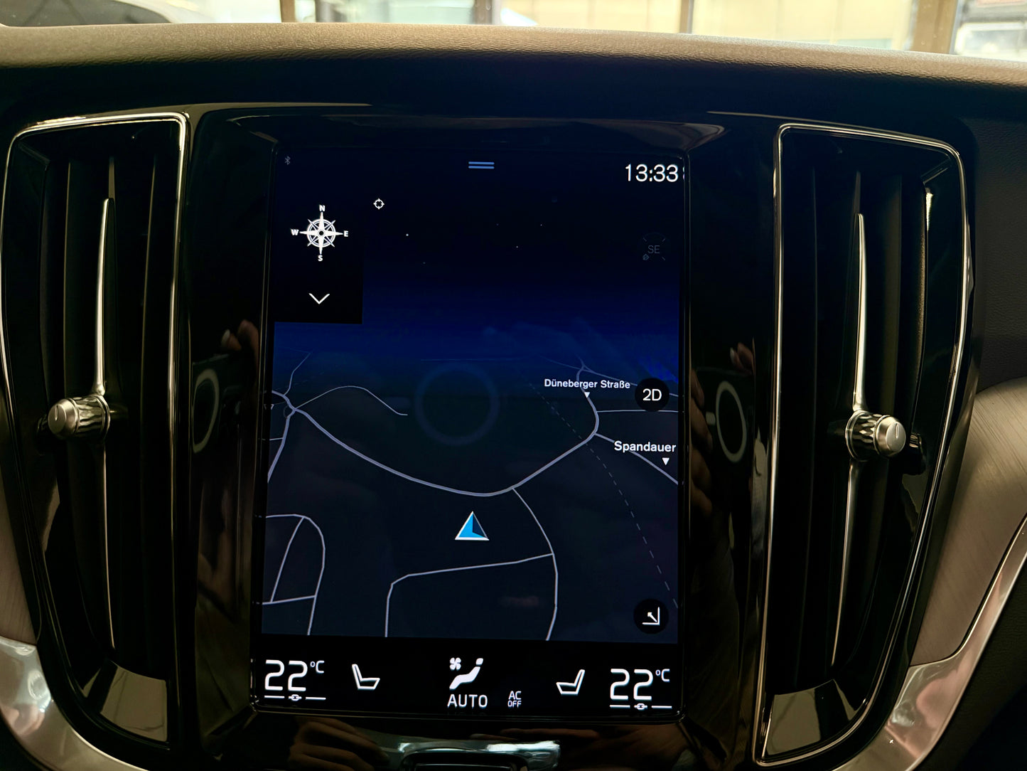 Volvo V60 2.0 B4 AUT LED NAVI KAMERA AHK SHZ PDC
