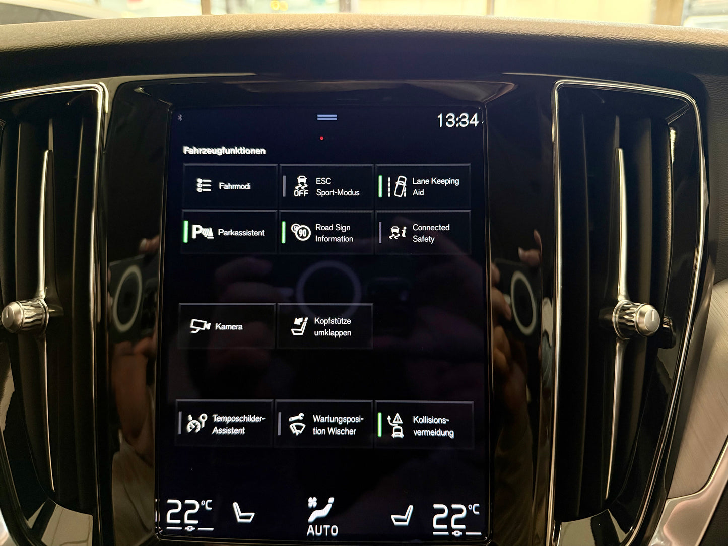 Volvo V60 2.0 B4 AUT LED NAVI KAMERA AHK SHZ PDC