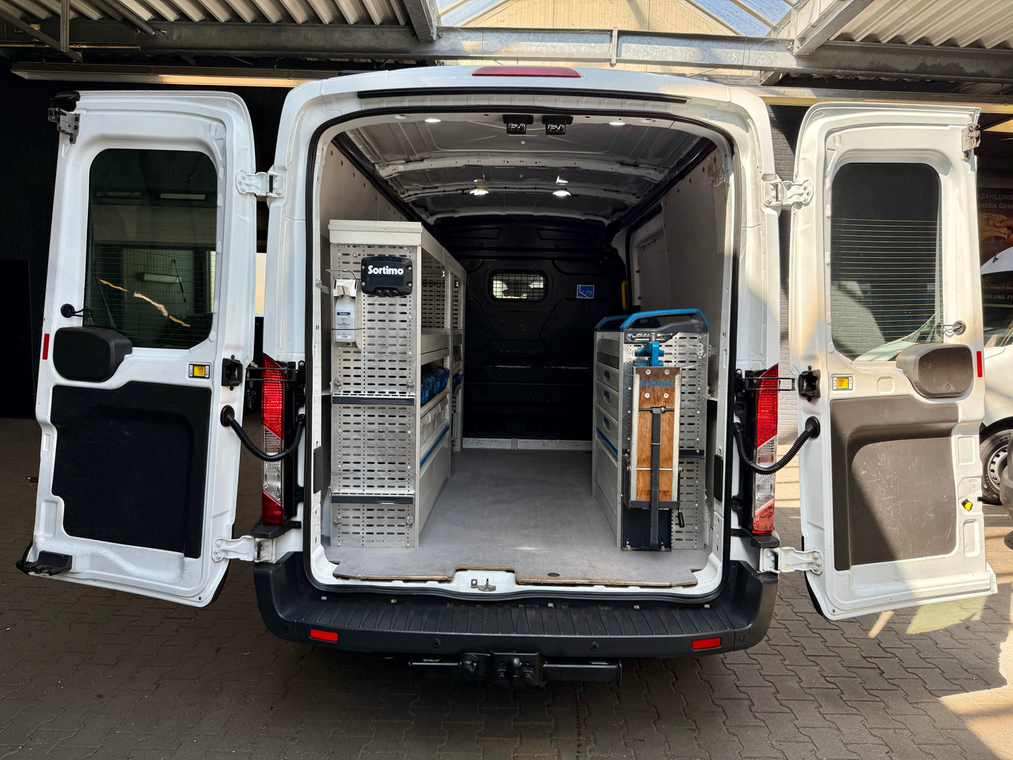 Ford Transit 2.0 TDCi L2H2 KLIMA AHK NAVI WERKSTATT