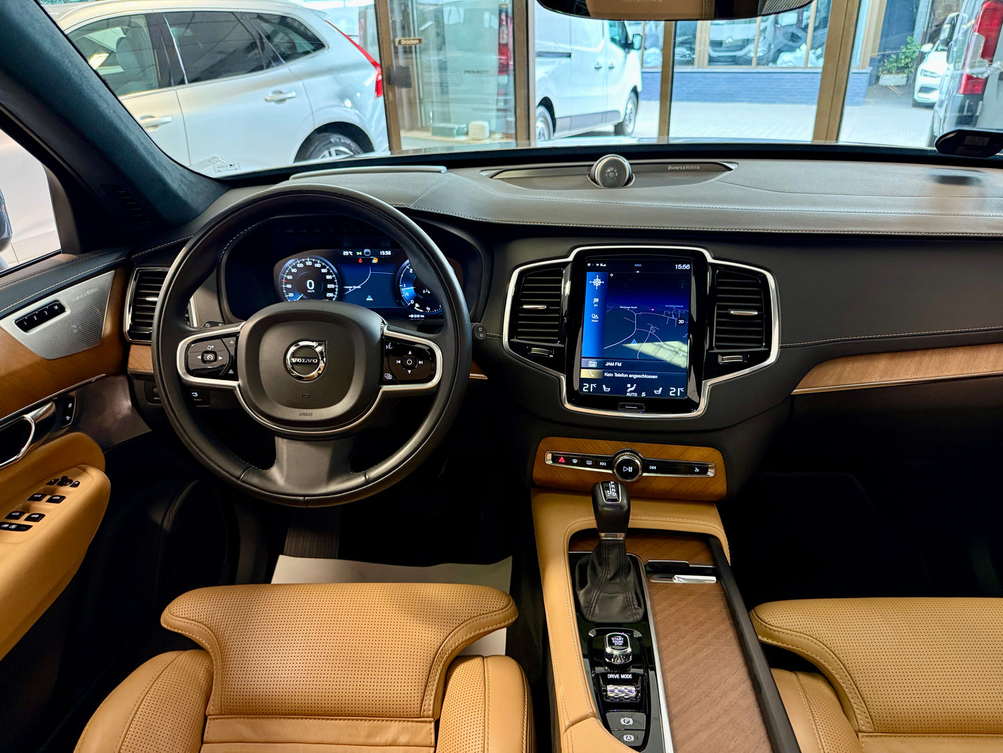 Volvo XC90 D5 AWD INSCRIPTION 7STZ AHK B&W PANO HEADUP