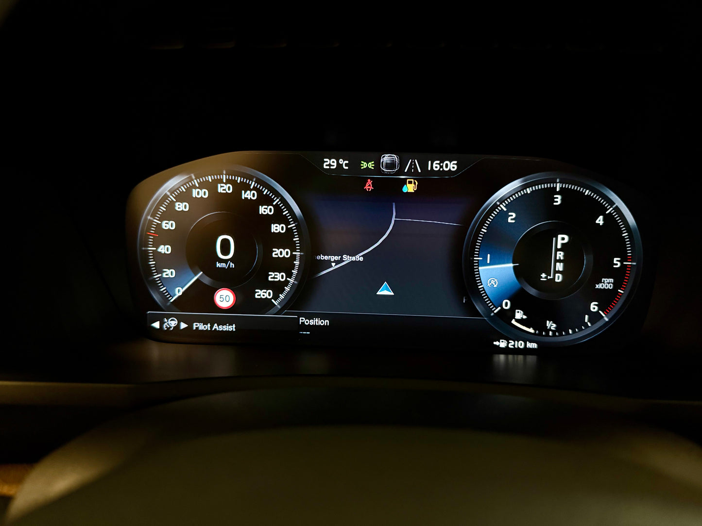 Volvo XC90 D5 AWD INSCRIPTION 7STZ AHK B&W PANO HEADUP