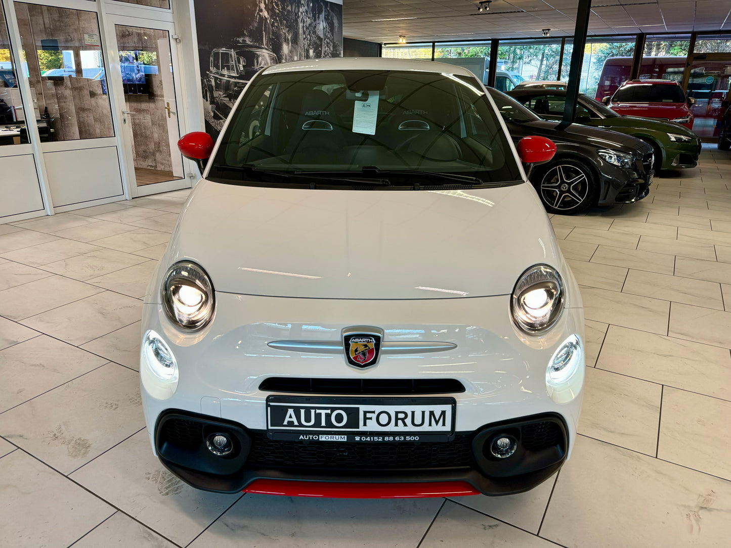 Abarth 595 Turismo AUTOMATIK LEDER NAVI KLIMA PDC LED