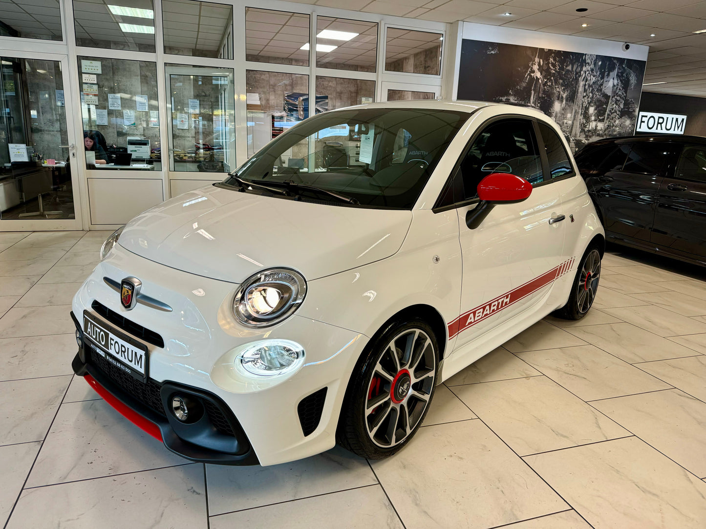 Abarth 595 Turismo AUTOMATIK LEDER NAVI KLIMA PDC LED