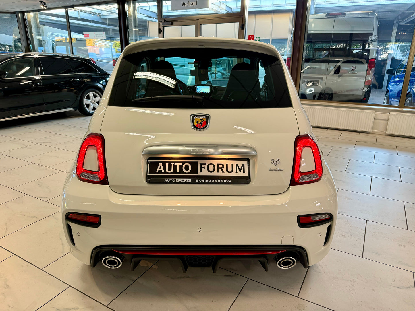 Abarth 595 Turismo AUTOMATIK LEDER NAVI KLIMA PDC LED