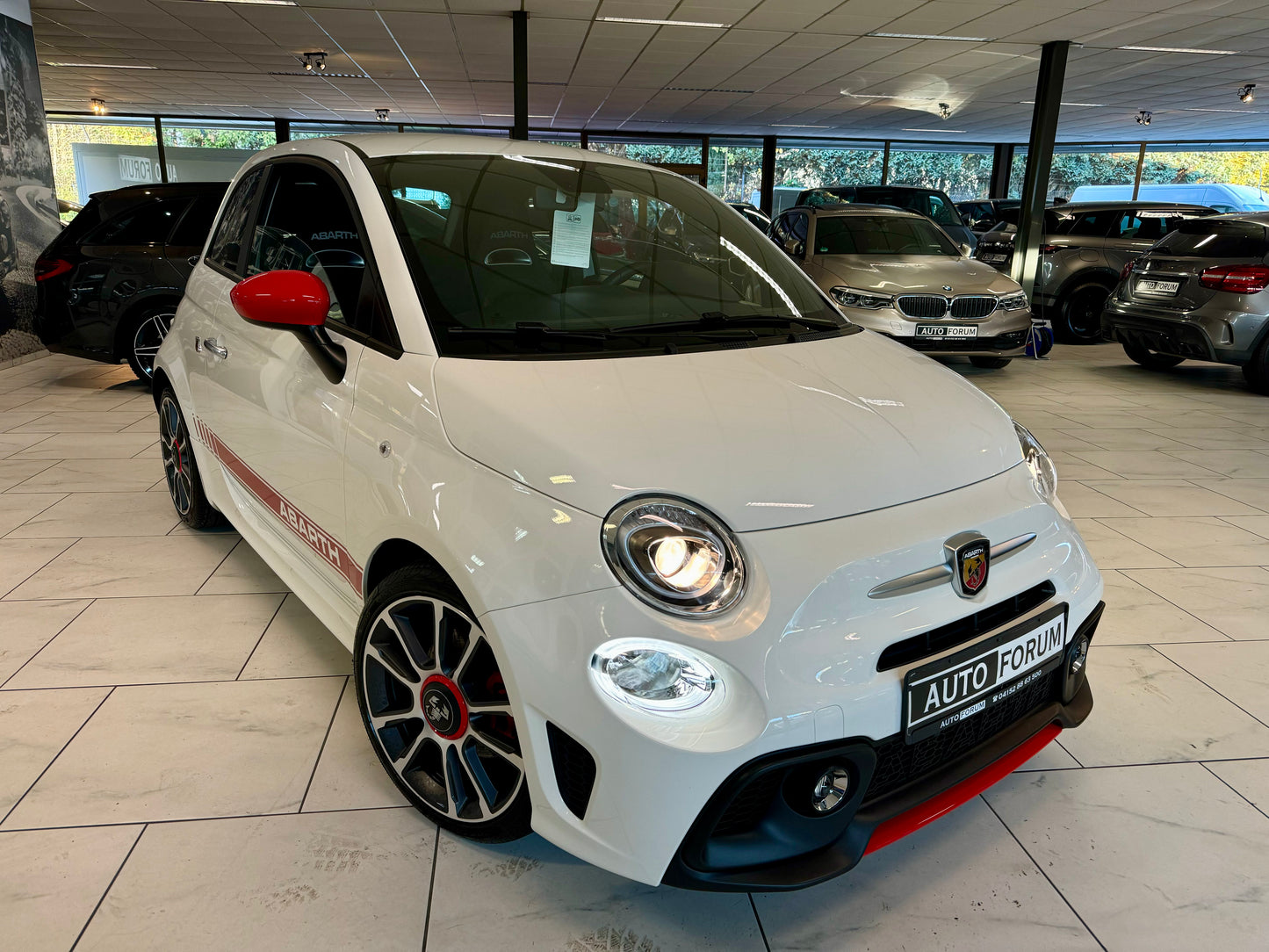 Abarth 595 Turismo AUTOMATIK LEDER NAVI KLIMA PDC LED