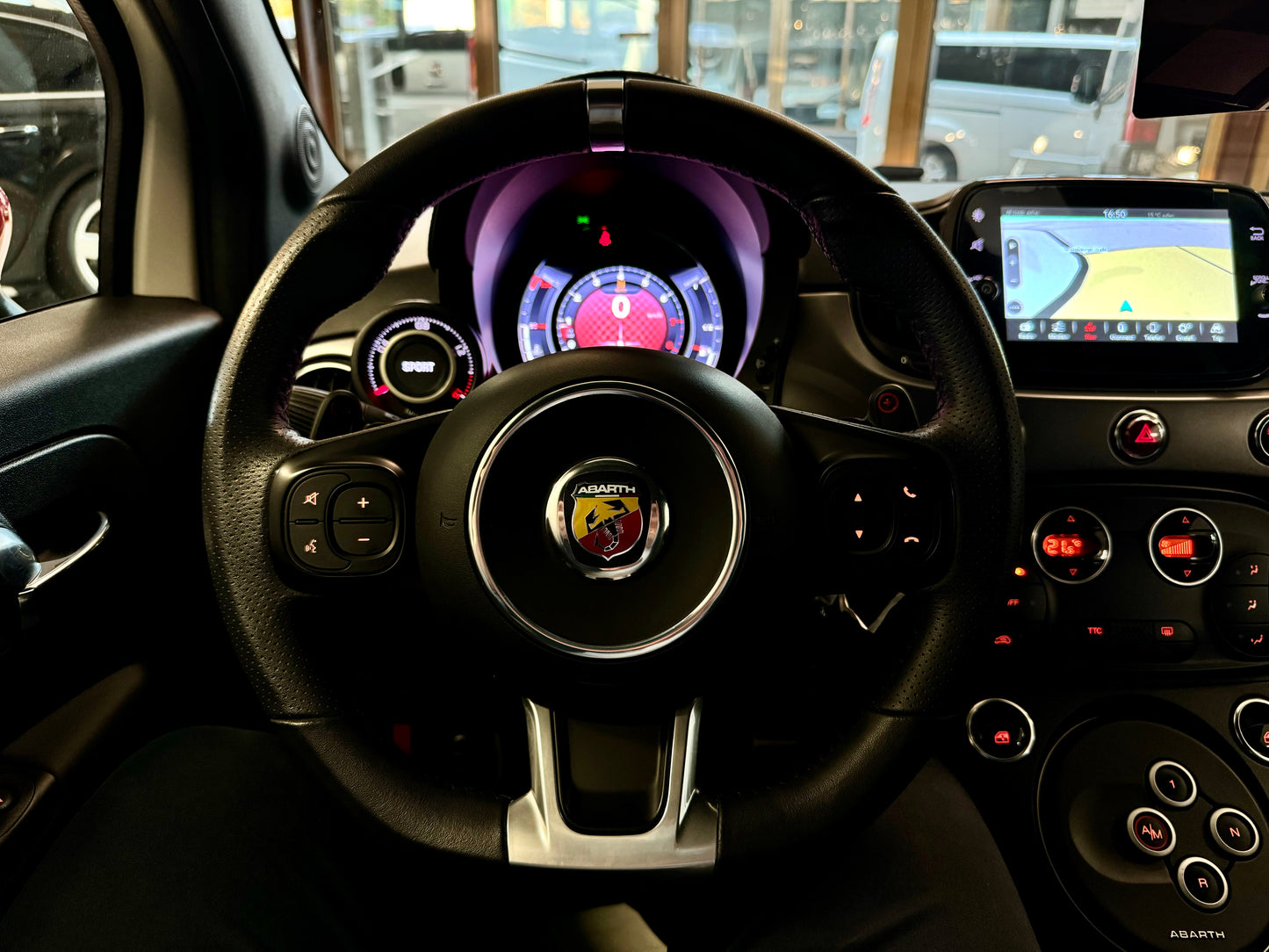 Abarth 595 Turismo AUTOMATIK LEDER NAVI KLIMA PDC LED