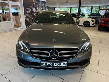 Mercedes-Benz E 300 de T LEDER MEMORY 360CAM SHZ NAVI LEDER