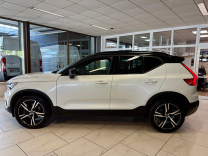 Volvo XC40 T4 AWD R-DESIGN LEDER AHK H/K MEMORY KAMERA