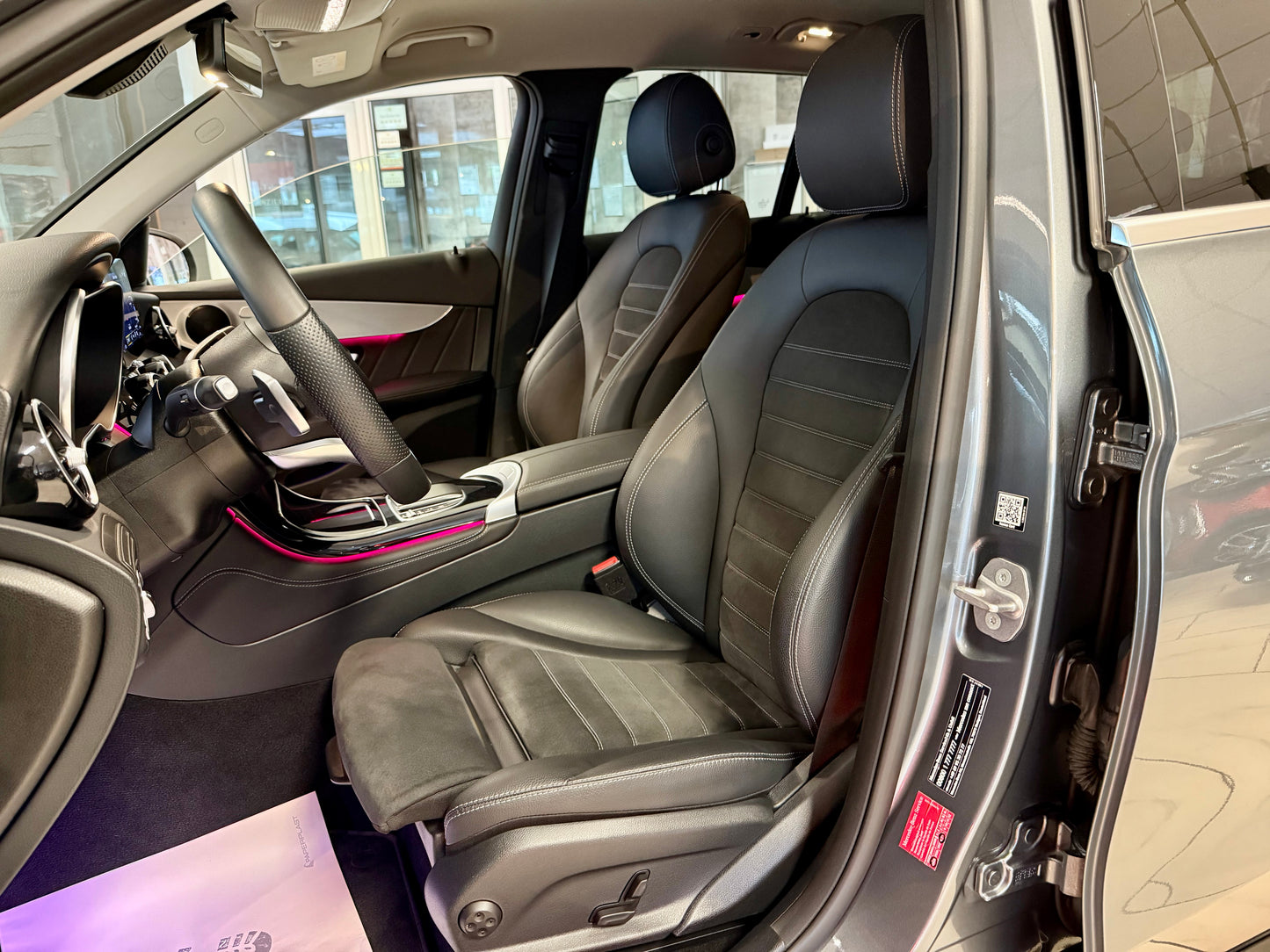 Mercedes-Benz GLC 300 de 4M AMG-LINE DIGITACHO LEDER NAVI CAM